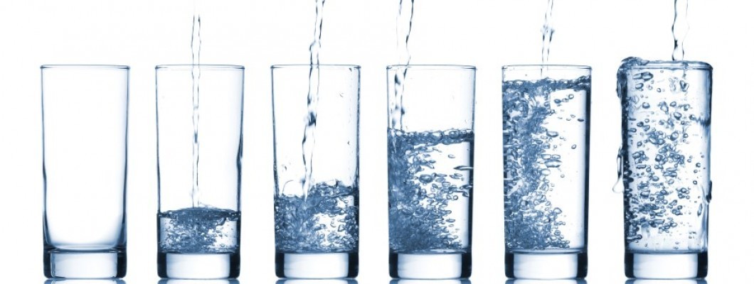 Voda - jo pijemo dovolj?